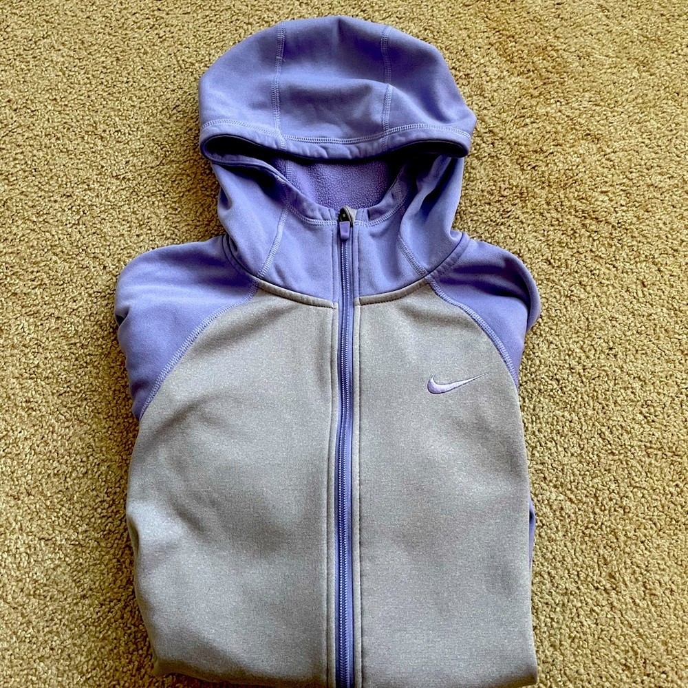 Women’s medium light purple therma-fit zip up